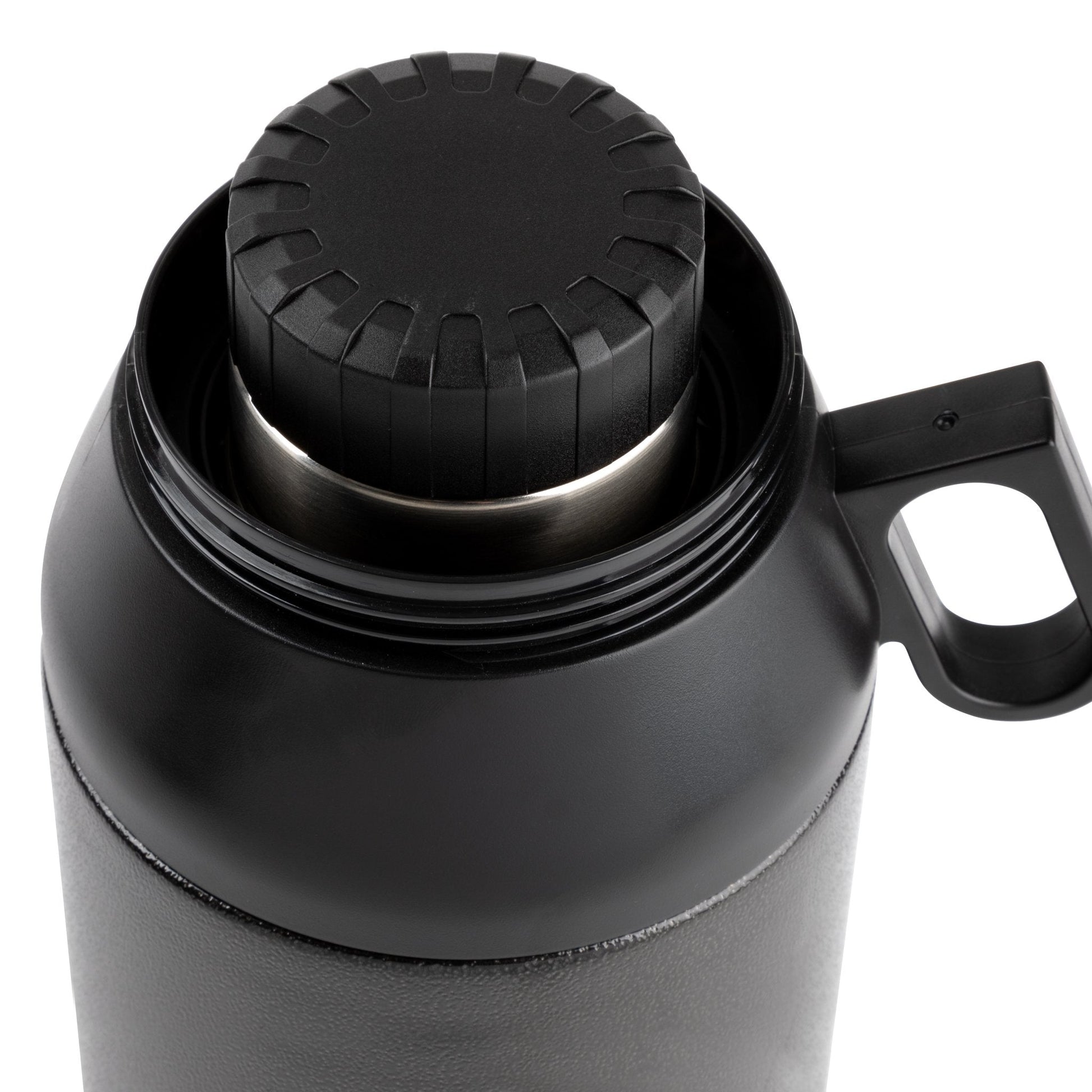 64-oz-stack-growler-p0 32699-WEB_05_52636609-521a-4e7e-b8db-ed464b138d17.jpg